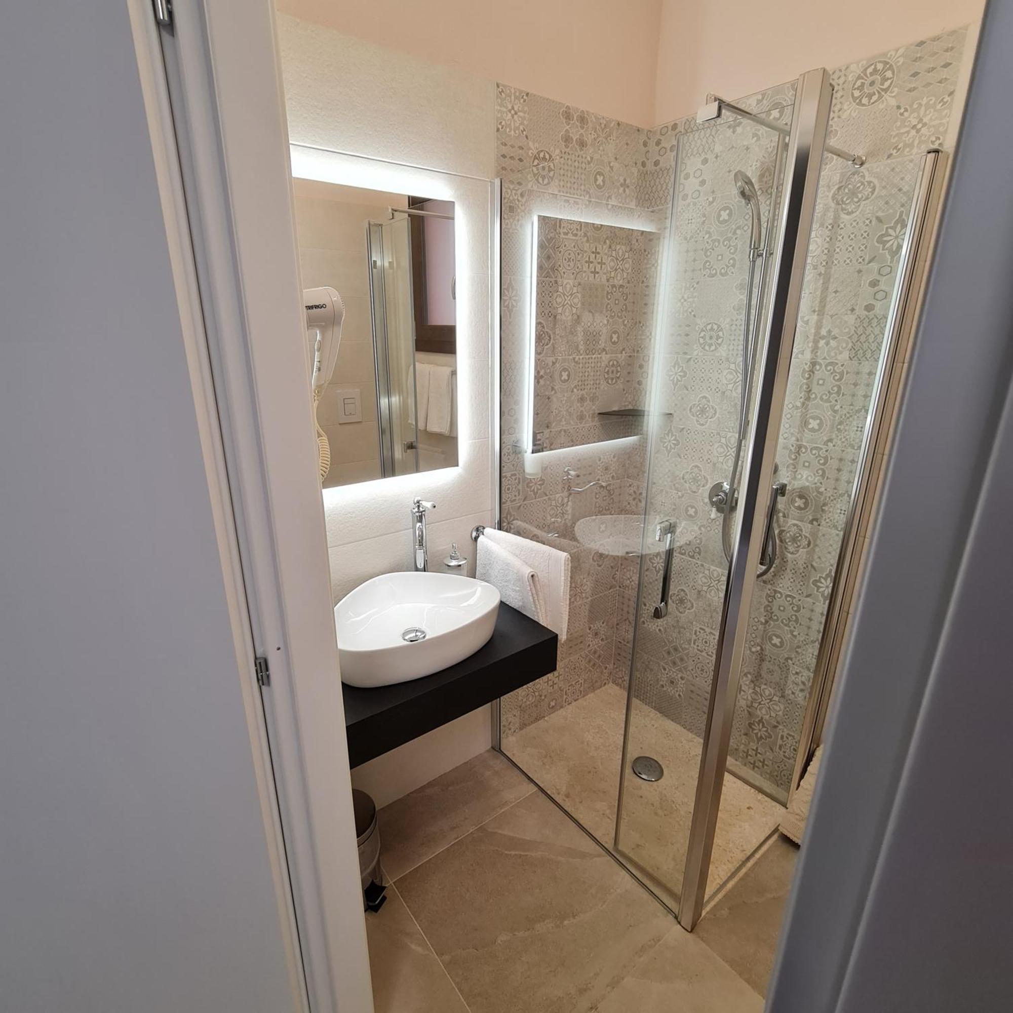 Le Anfore Di Nora Domo Pula Quarto foto